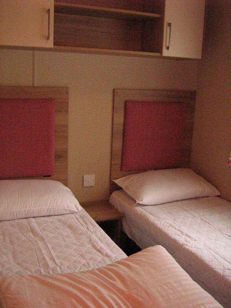 Lovely 6 Berth Caravan With Decking At Carlton Meres In Suffolk Ref 60058M Саксмундхэм Экстерьер фото